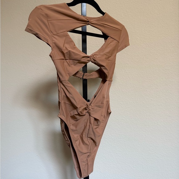 Andrea Iyamah Tan One Piece Swimsuit - Picture 3 of 4